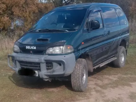 Mitsubishi Delica 1995 года за 3 600 000 тг. в Усть-Каменогорск – фото 2