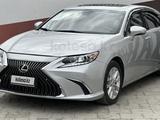 Lexus ES 300h 2013 года за 7 300 000 тг. в Актобе