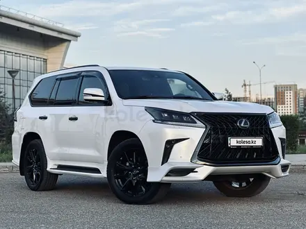 Lexus LX 570 2019 года за 46 300 000 тг. в Караганда