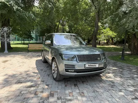 Land Rover Range Rover 2014 года за 23 000 000 тг. в Алматы – фото 2