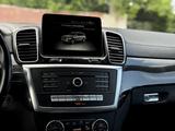 Mercedes-Benz GLS 400 2017 годаүшін25 500 000 тг. в Караганда – фото 5