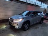 Toyota Highlander 2018 года за 15 000 000 тг. в Шымкент – фото 3