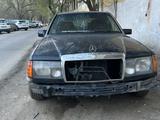 Mercedes-Benz E 200 1993 года за 1 500 000 тг. в Жезказган – фото 3