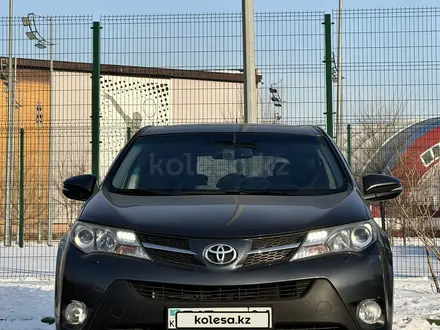 Toyota RAV4 2013 года за 8 800 000 тг. в Астана – фото 2