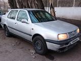 Volkswagen Vento 1994 года за 550 000 тг. в Караганда – фото 3