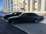 BMW 740 1999 года за 4 800 000 тг. в Жанаозен