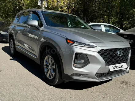 Hyundai Santa Fe 2020 года за 13 500 000 тг. в Астана