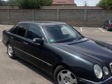 Mercedes-Benz E 320 1996 года за 3 800 000 тг. в Шымкент – фото 2