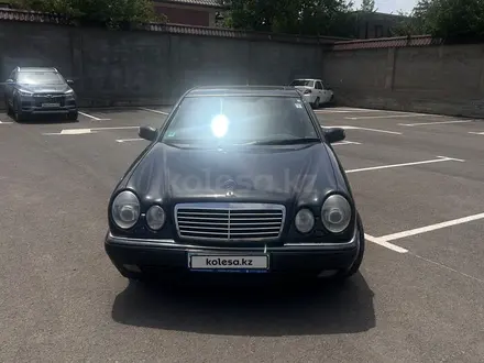 Mercedes-Benz E 320 1996 года за 3 800 000 тг. в Шымкент – фото 7