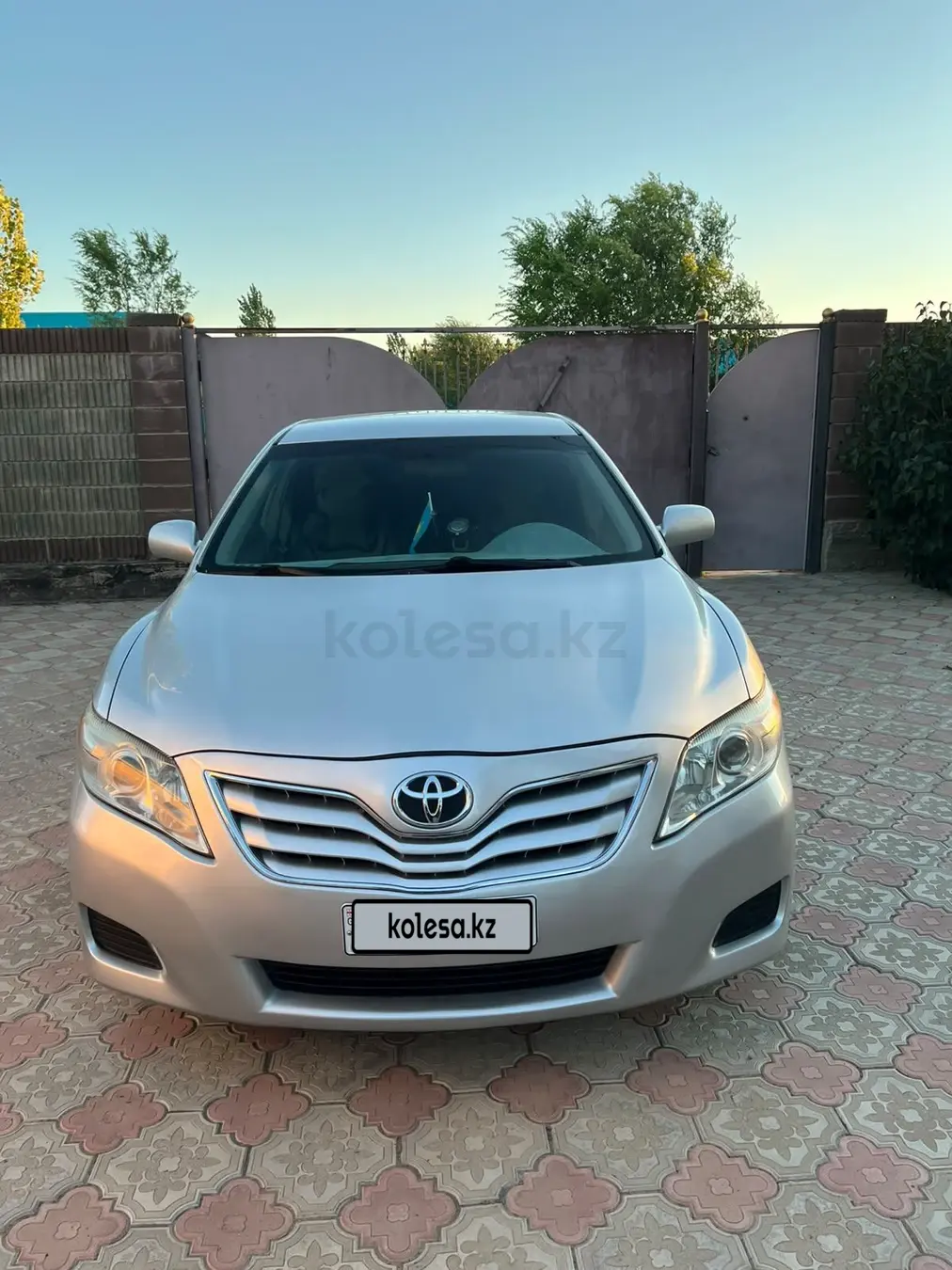 Toyota Camry, 2010