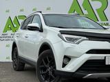 Toyota RAV4 2016 годаүшін10 300 000 тг. в Семей