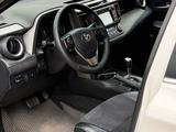Toyota RAV4 2016 годаүшін10 300 000 тг. в Семей – фото 3