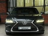 Lexus ES 250 2021 года за 20 500 000 тг. в Астана – фото 2