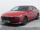 Hyundai Elantra 2022 года за 11 090 000 тг. в Астана