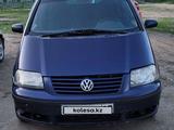 Volkswagen Sharan 2001 года за 3 000 000 тг. в Актобе