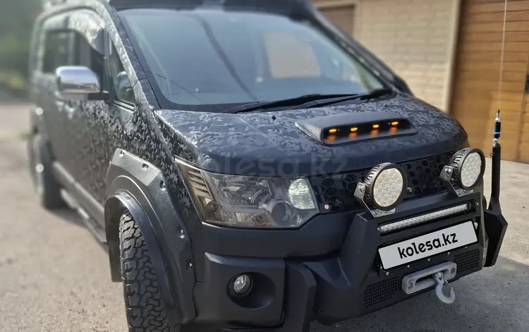 Mitsubishi Delica 2011 года за 6 950 000 тг. в Алматы