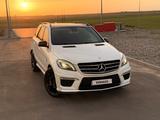 Mercedes-Benz ML 63 AMG 2013 годаүшін24 000 000 тг. в Алматы – фото 2