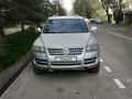 Volkswagen Touareg 2006 года за 4 900 000 тг. в Алматы – фото 4