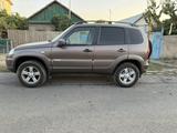 Chevrolet Niva 2013 года за 2 800 000 тг. в Шымкент – фото 3