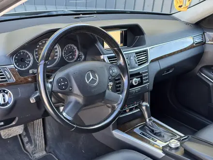 Mercedes-Benz E 200 2011 года за 7 800 000 тг. в Актобе – фото 13