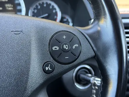 Mercedes-Benz E 200 2011 года за 7 800 000 тг. в Актобе – фото 19