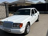 Mercedes-Benz E 200 1992 годаүшін1 100 000 тг. в Алматы – фото 2