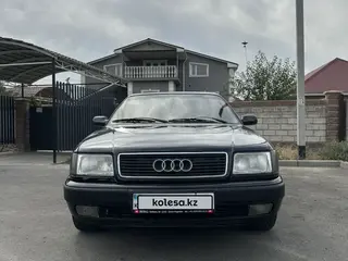 Audi 100