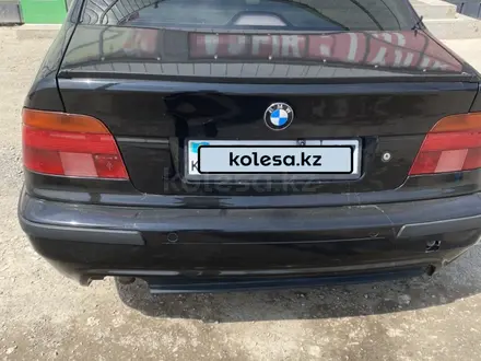 BMW 523 1996 года за 2 350 000 тг. в Шымкент