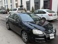 Volkswagen Jetta 2006 годаfor2 800 000 тг. в Алматы