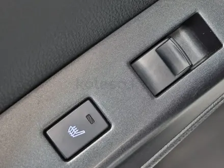Toyota RAV4 Prestige 2016 года за 9 890 000 тг. в Алматы – фото 23