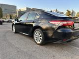 Toyota Camry 2019 года за 11 500 000 тг. в Алматы – фото 3