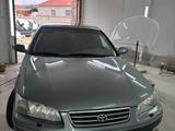 Toyota Camry 2001 годаүшін3 100 000 тг. в Шымкент