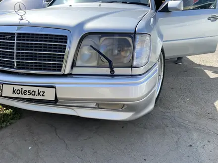 Mercedes-Benz E 320 1995 года за 3 600 000 тг. в Шу