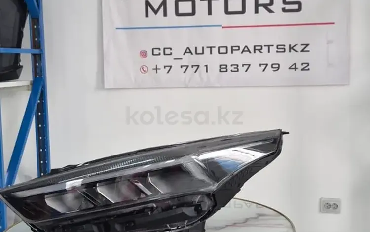 Передний фары на Kia k3 за 5 000 тг. в Астана