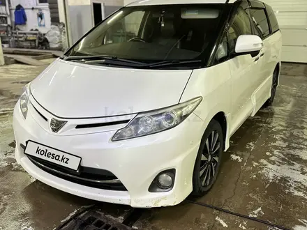 Toyota Estima 2012 года за 9 700 000 тг. в Астана