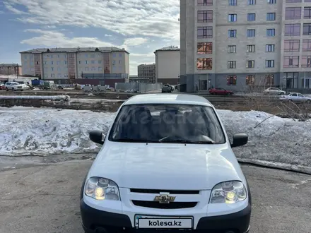 Chevrolet Niva 2015 года за 4 100 000 тг. в Караганда – фото 4