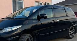 Toyota Estima 2010 года за 5 600 000 тг. в Атырау – фото 3