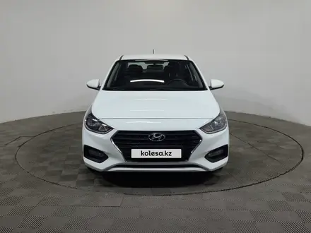 Hyundai Solaris 2018 года за 6 790 000 тг. в Алматы – фото 2