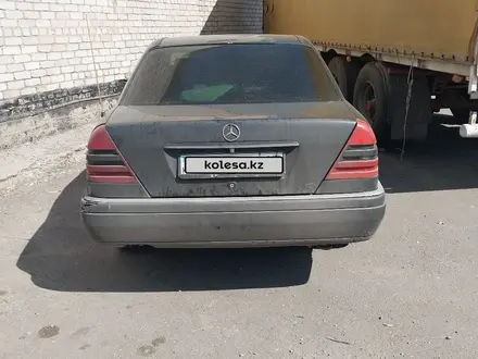 Mercedes-Benz C 220 1993 года за 750 000 тг. в Петропавловск – фото 10