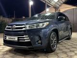 Toyota Highlander 2017 года за 18 000 000 тг. в Тараз
