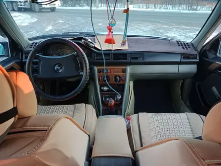 Mercedes-Benz E 230 1988 года за 1 700 000 тг. в Семей – фото 8