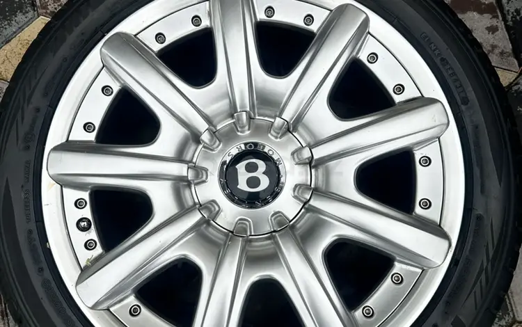 Bentley Continental GT оригинальные дискиүшін350 000 тг. в Алматы