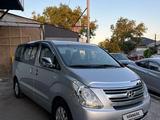 Hyundai Starex 2009 годаүшін8 000 000 тг. в Шымкент – фото 2