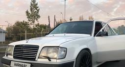 Mercedes-Benz E 500 1994 года за 2 800 000 тг. в Алматы