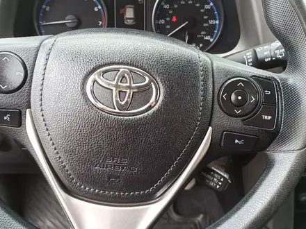 Toyota RAV4 2017 года за 12 300 000 тг. в Петропавловск – фото 36