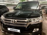 Toyota Land Cruiser 2017 года за 31 500 000 тг. в Астана