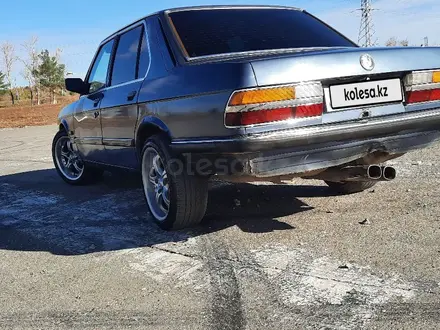 BMW 525 1983 года за 1 200 000 тг. в Рудный – фото 14