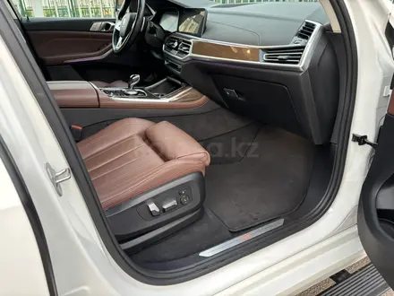 BMW X7 2019 года за 35 000 000 тг. в Астана – фото 18