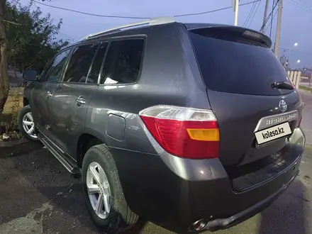 Toyota Highlander 2010 года за 9 200 000 тг. в Шымкент – фото 2