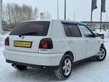 Volkswagen Golf 1995 годаүшін1 850 000 тг. в Караганда – фото 2